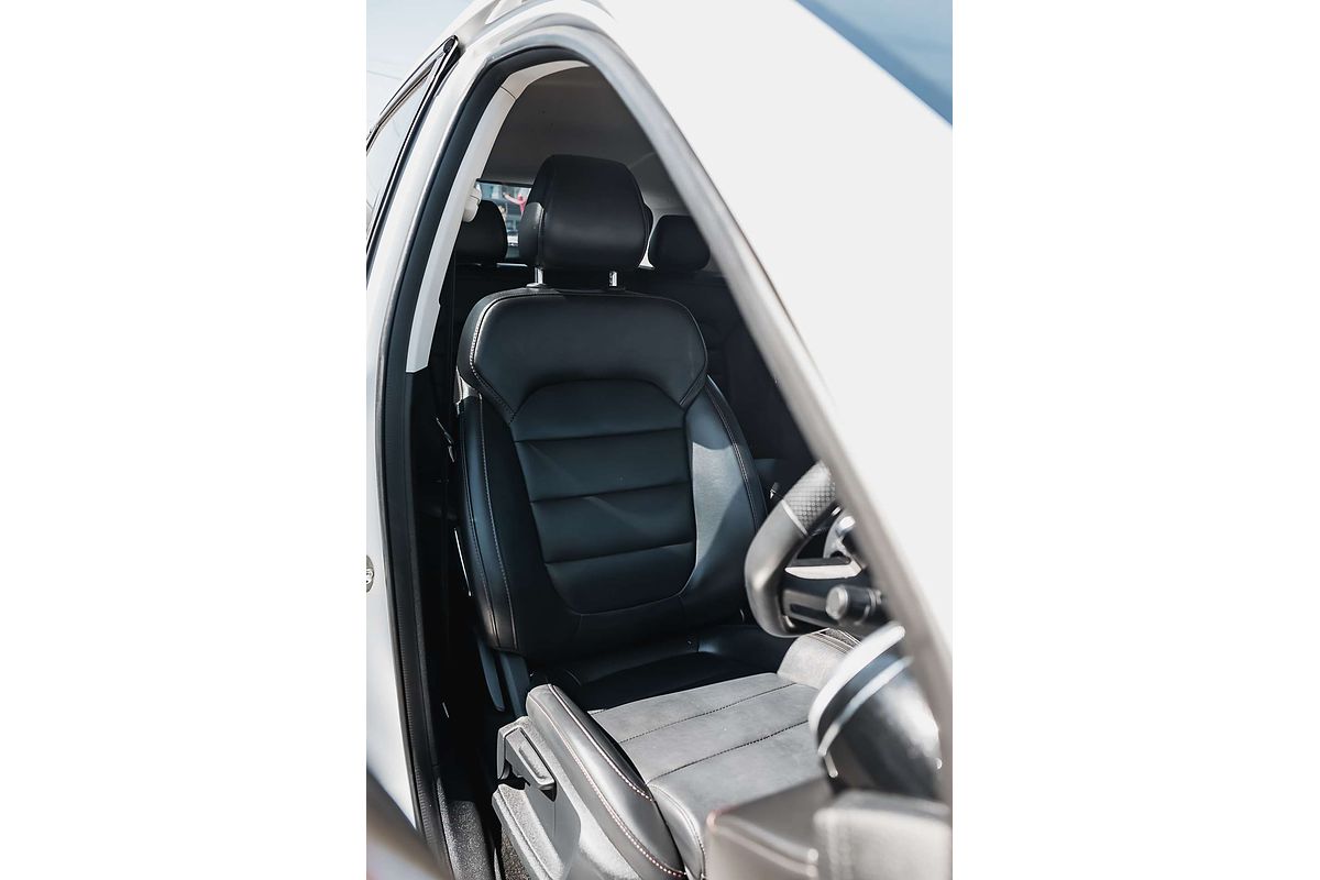 2022 MG HS Excite SAS23