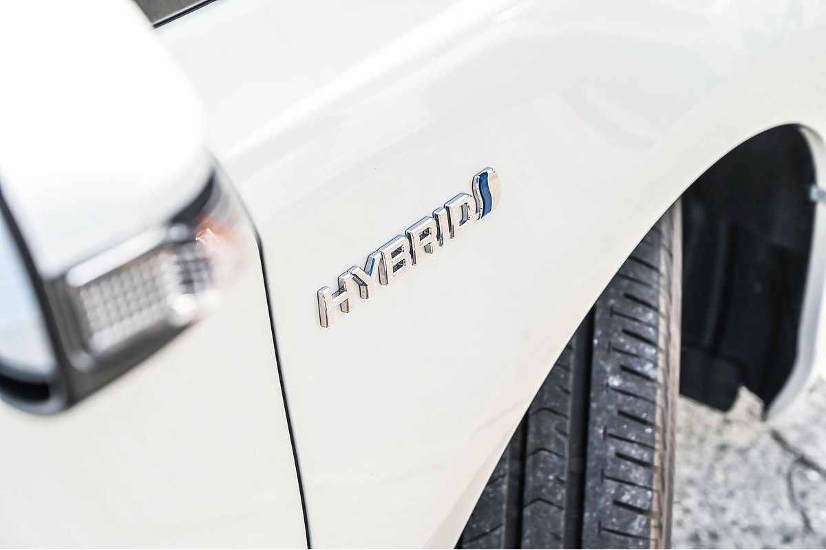 2017 Toyota Corolla Hybrid ZWE186R
