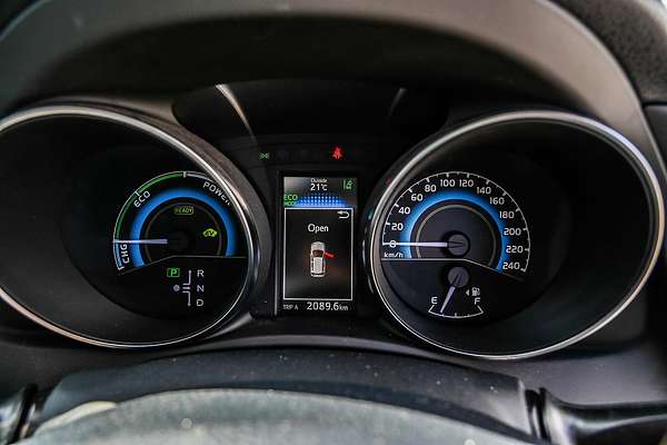 2017 Toyota Corolla Hybrid ZWE186R