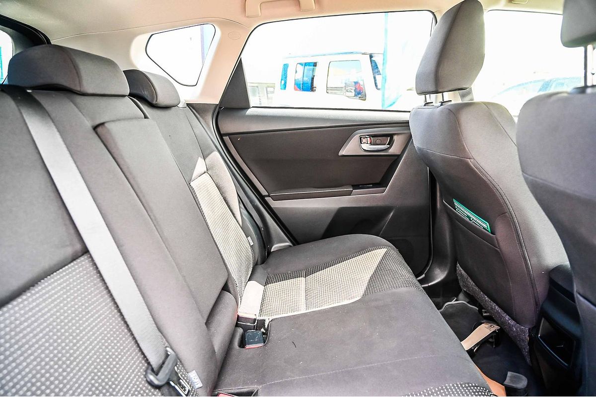 2017 Toyota Corolla Hybrid ZWE186R