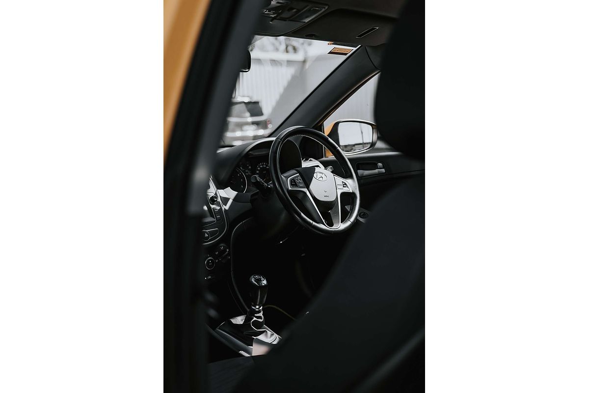 2019 Hyundai Accent Sport RB6