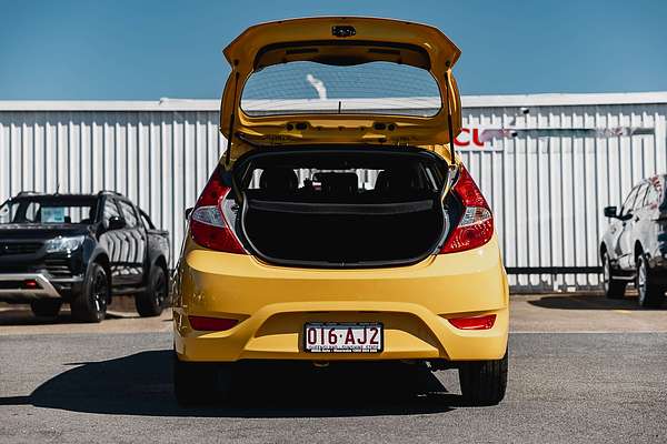 2019 Hyundai Accent Sport RB6