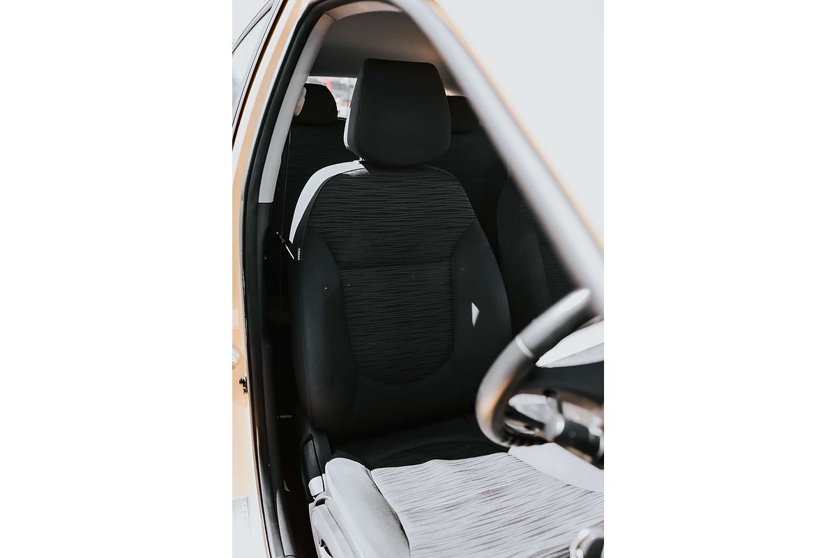 2019 Hyundai Accent Sport RB6