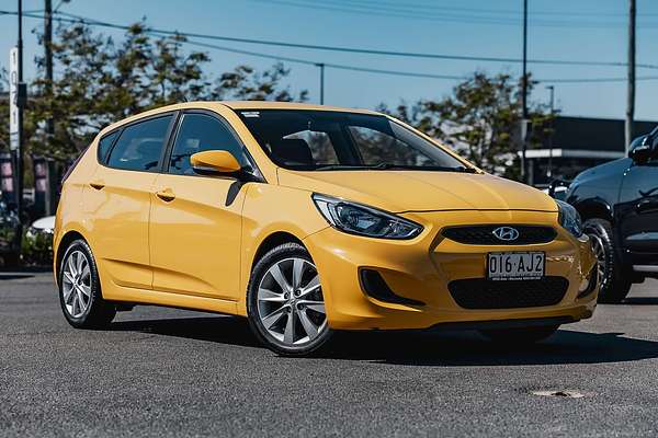 2019 Hyundai Accent Sport RB6