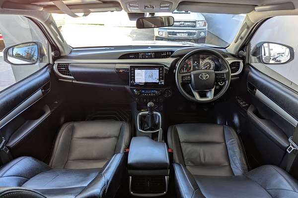2022 Toyota Hilux SR5 GUN126R 4X4