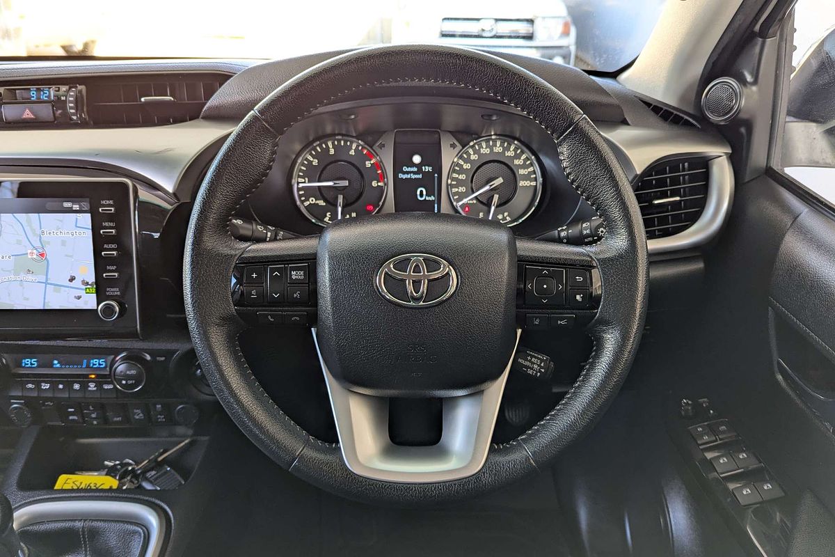 2022 Toyota Hilux SR5 GUN126R 4X4