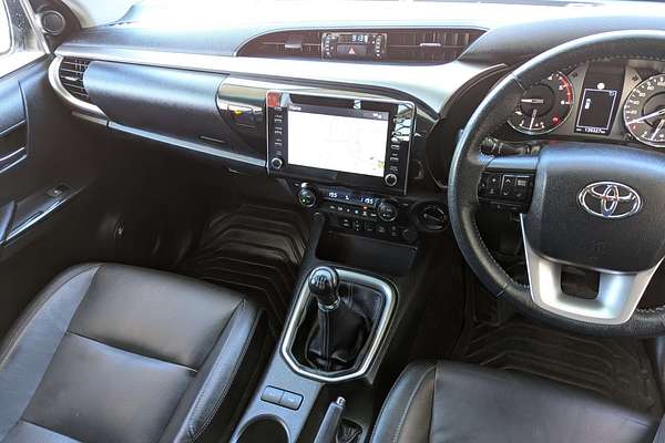 2022 Toyota Hilux SR5 GUN126R 4X4