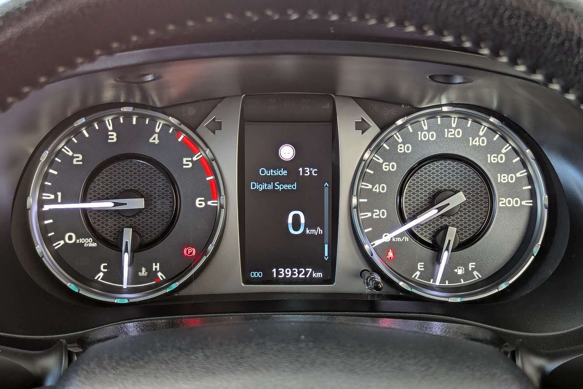 2022 Toyota Hilux SR5 GUN126R 4X4