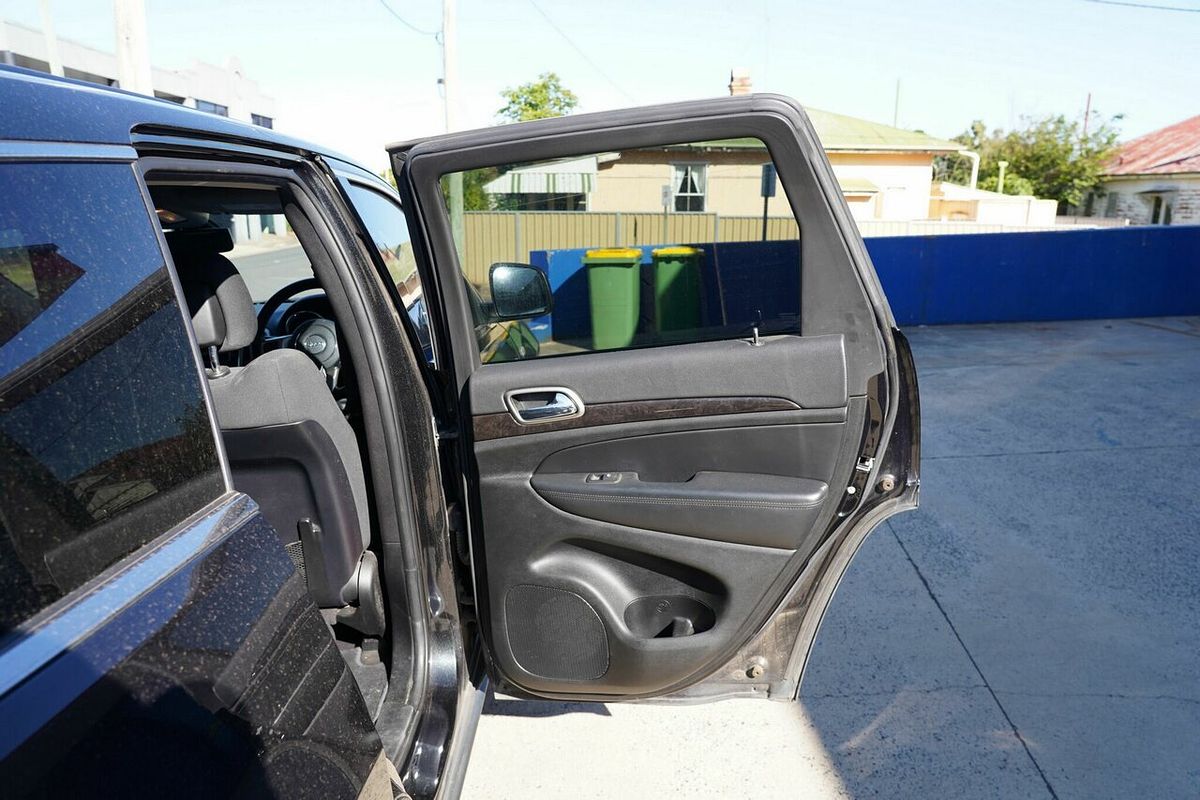 2012 Jeep Grand Cherokee Laredo WK