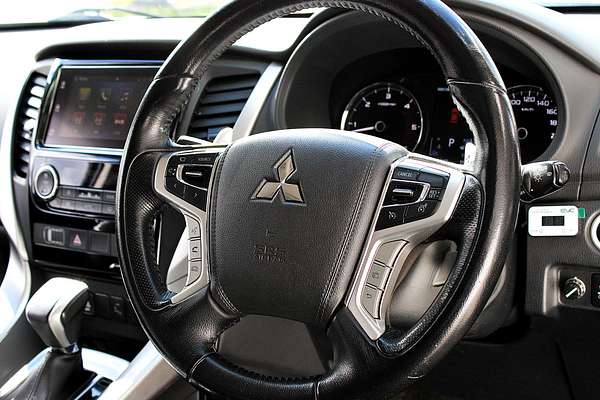 2016 Mitsubishi Pajero Sport Exceed QE