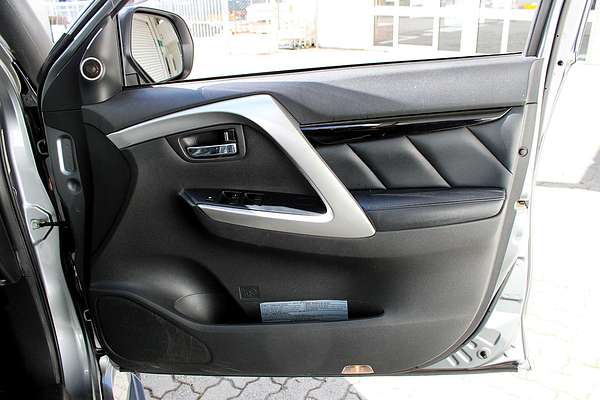 2016 Mitsubishi Pajero Sport Exceed QE