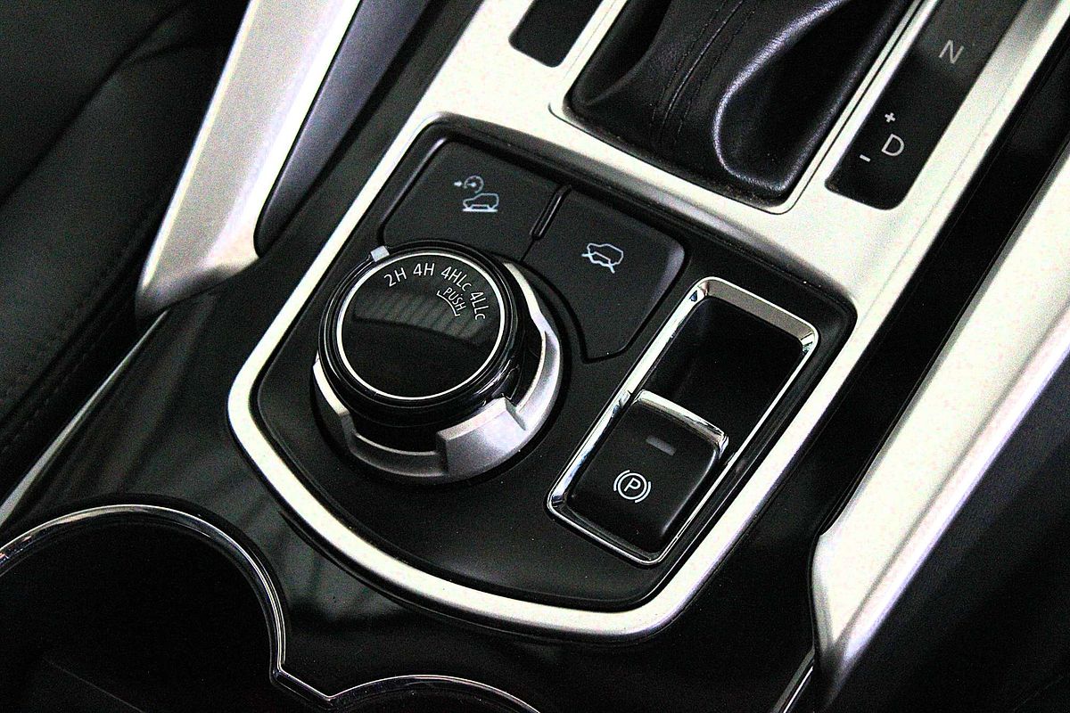 2016 Mitsubishi Pajero Sport Exceed QE