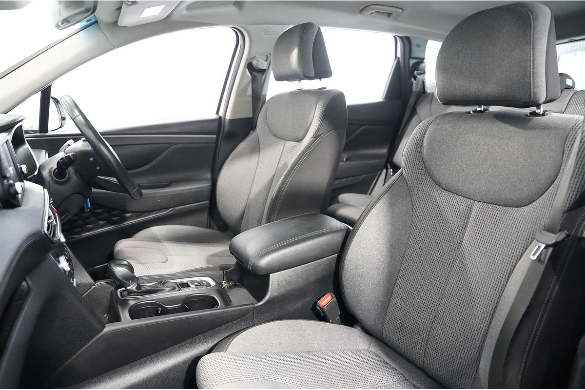 2020 Hyundai Santa Fe Active TM.2