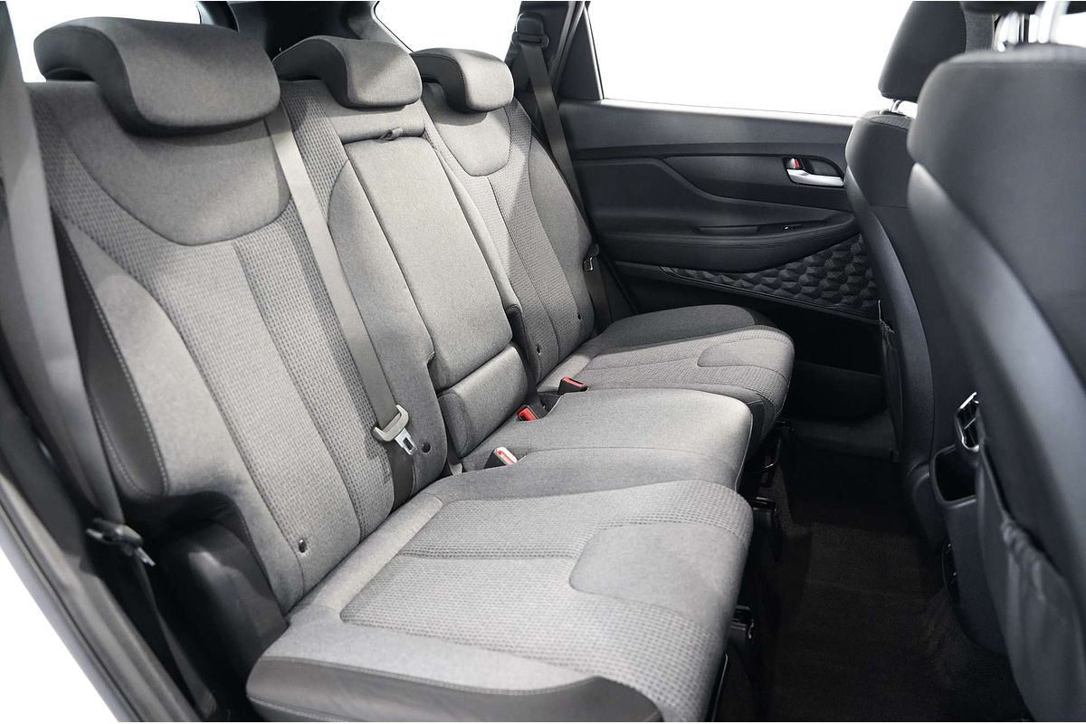 2020 Hyundai Santa Fe Active TM.2