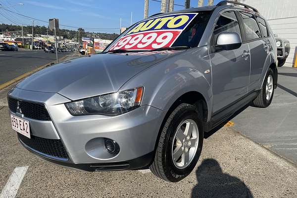 2011 Mitsubishi Outlander LS ZH