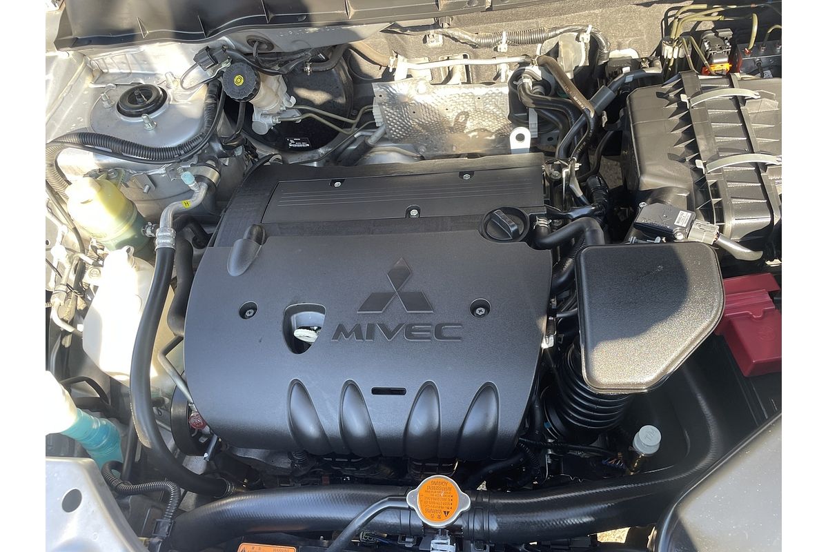 2011 Mitsubishi Outlander LS ZH