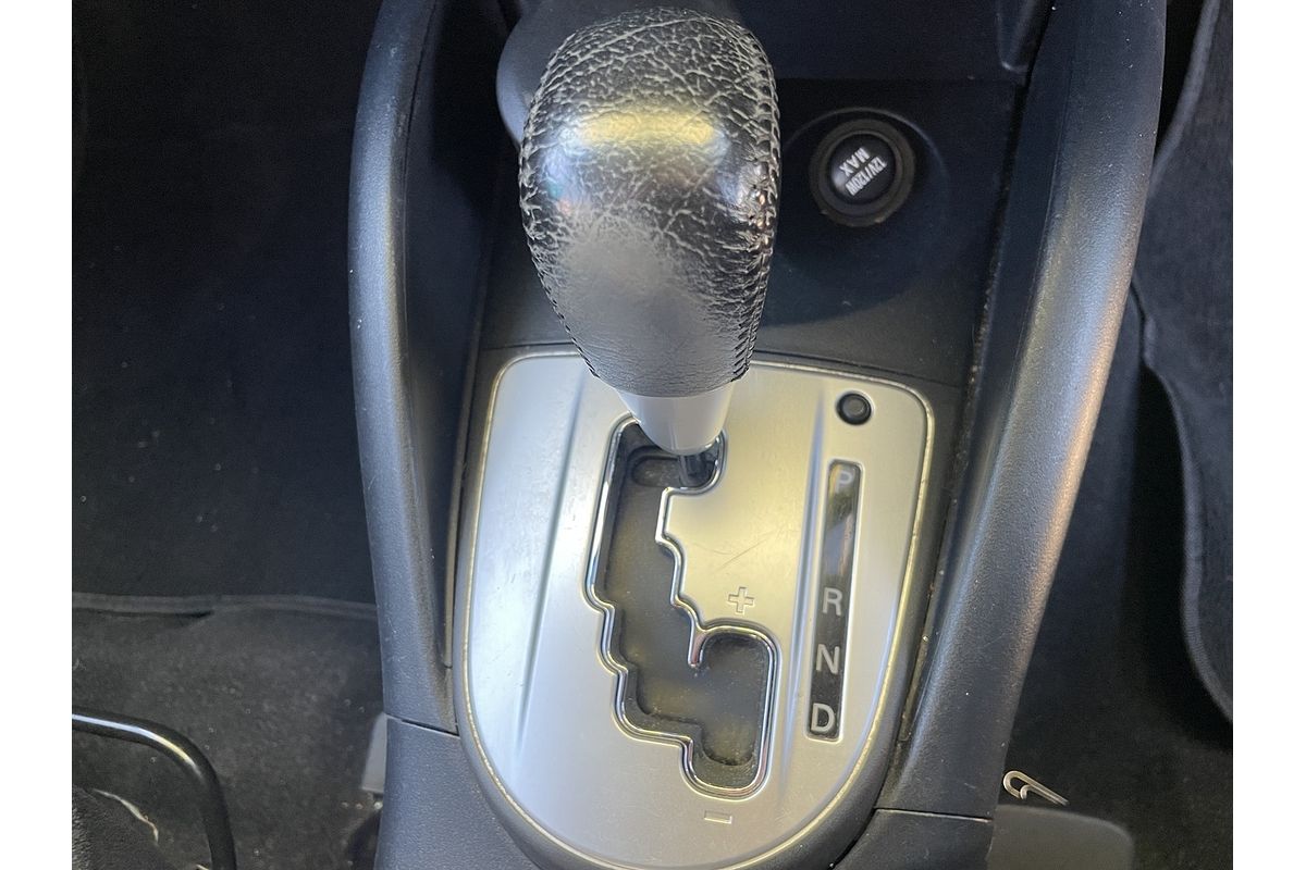 2011 Mitsubishi Outlander LS ZH