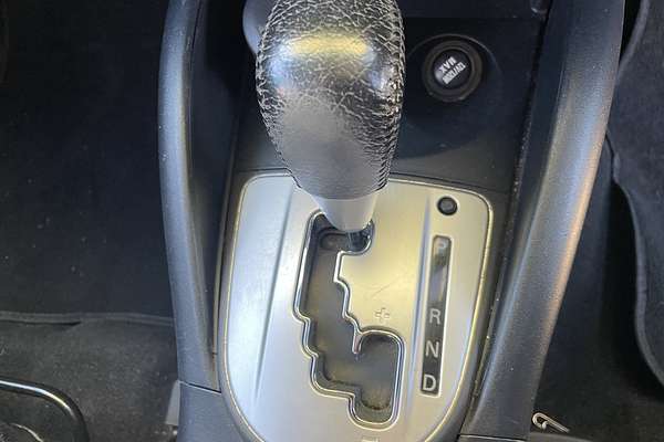 2011 Mitsubishi Outlander LS ZH