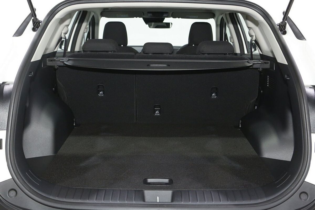 2025 Kia Sportage S NQ5