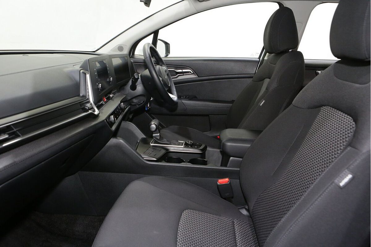 2025 Kia Sportage S NQ5