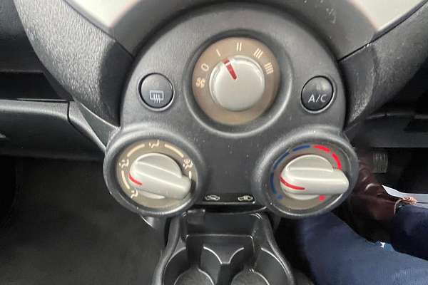 2012 Nissan Micra ST-L K13