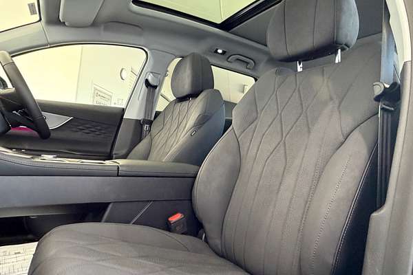 2025 Chery Tiggo 8 Super Hybrid Ultimate T31
