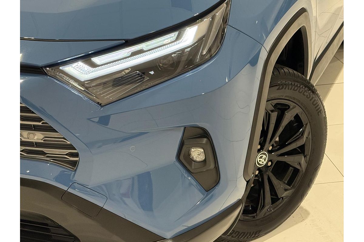 2025 Toyota RAV4 Cruiser AXAH52R