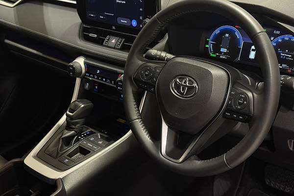 2025 Toyota RAV4 Cruiser AXAH52R