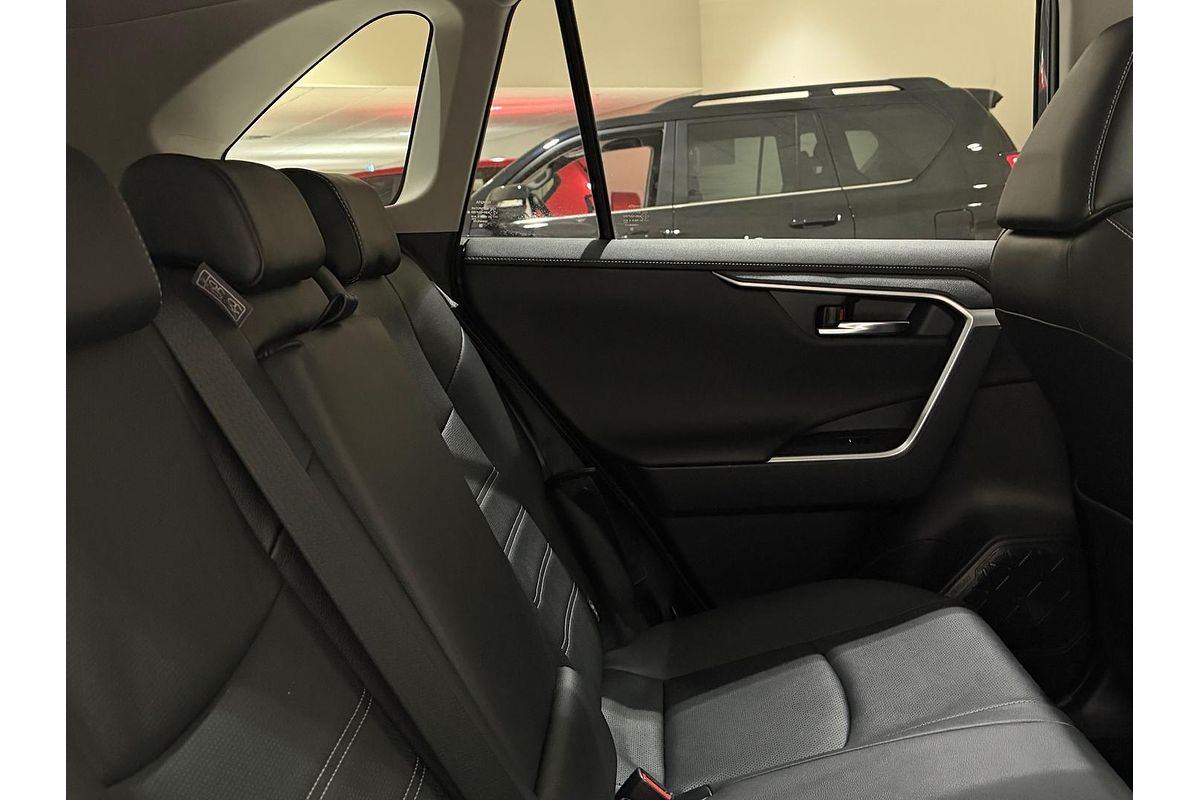 2025 Toyota RAV4 Cruiser AXAH52R