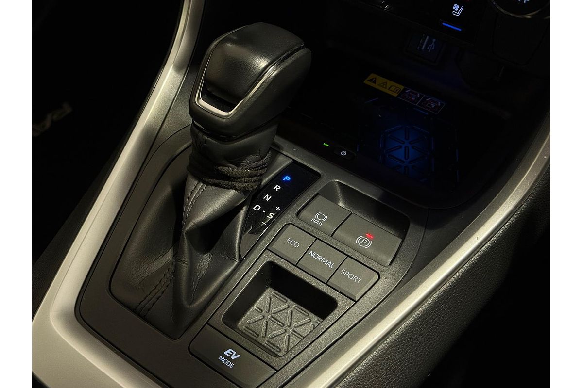 2025 Toyota RAV4 Cruiser AXAH52R