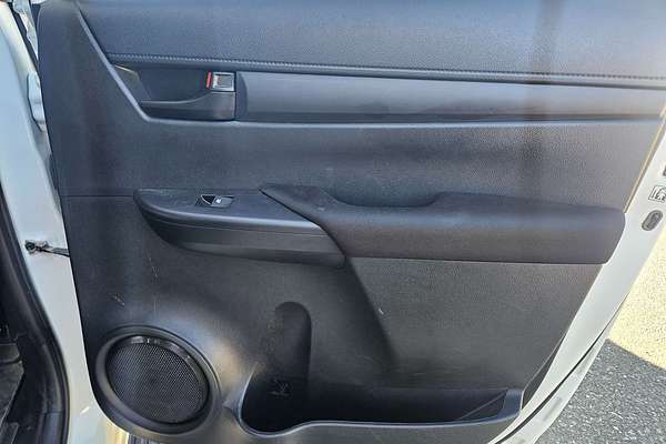 2024 Toyota Hilux SR GUN126R 4X4
