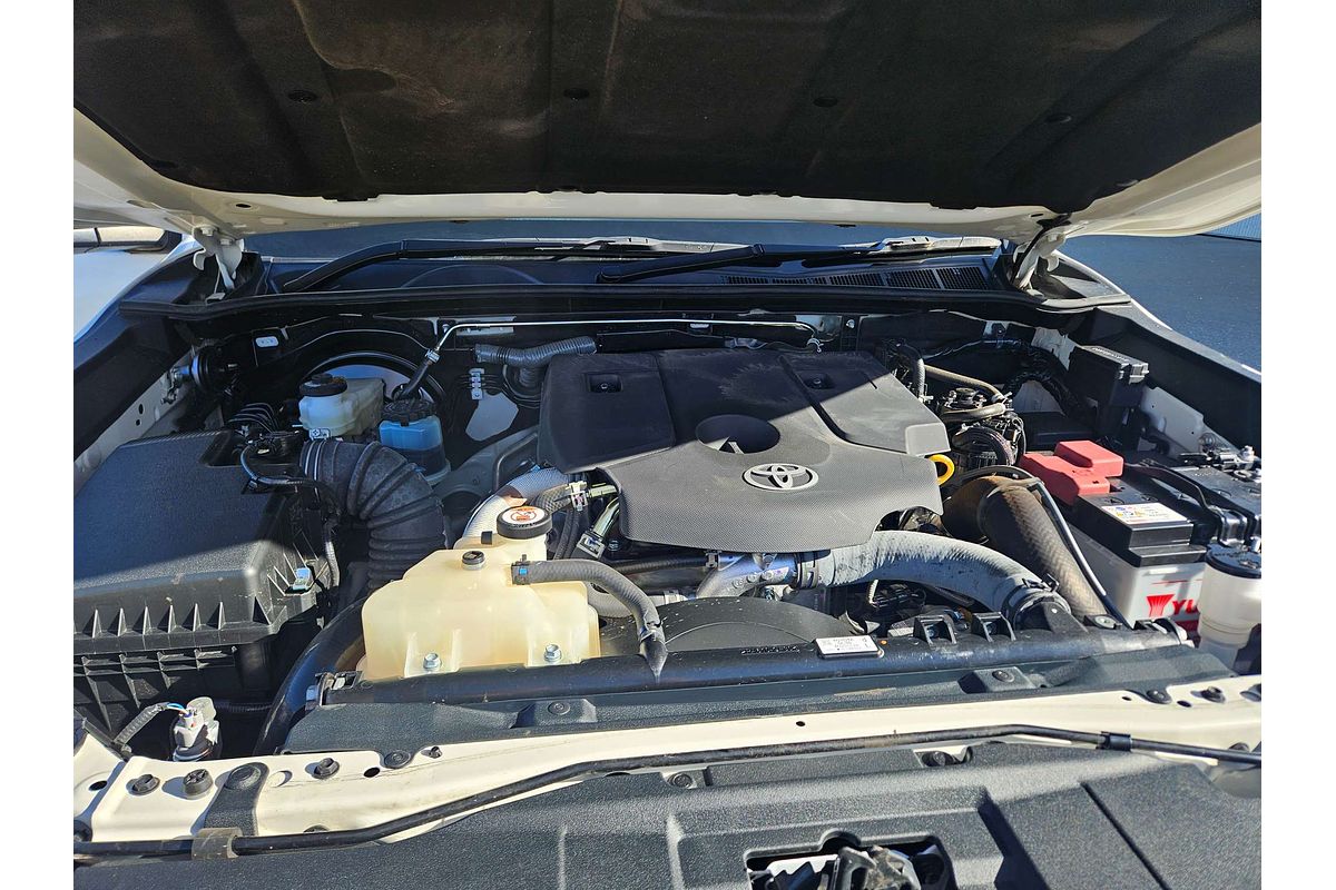 2024 Toyota Hilux SR GUN126R 4X4