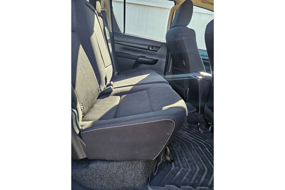 2024 Toyota Hilux SR GUN126R 4X4