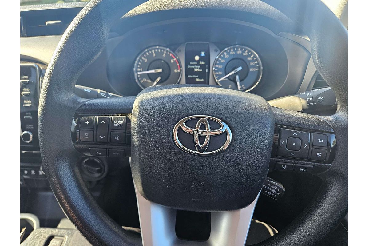 2024 Toyota Hilux SR GUN126R 4X4