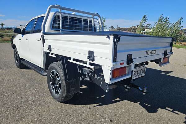 2024 Toyota Hilux SR GUN126R 4X4