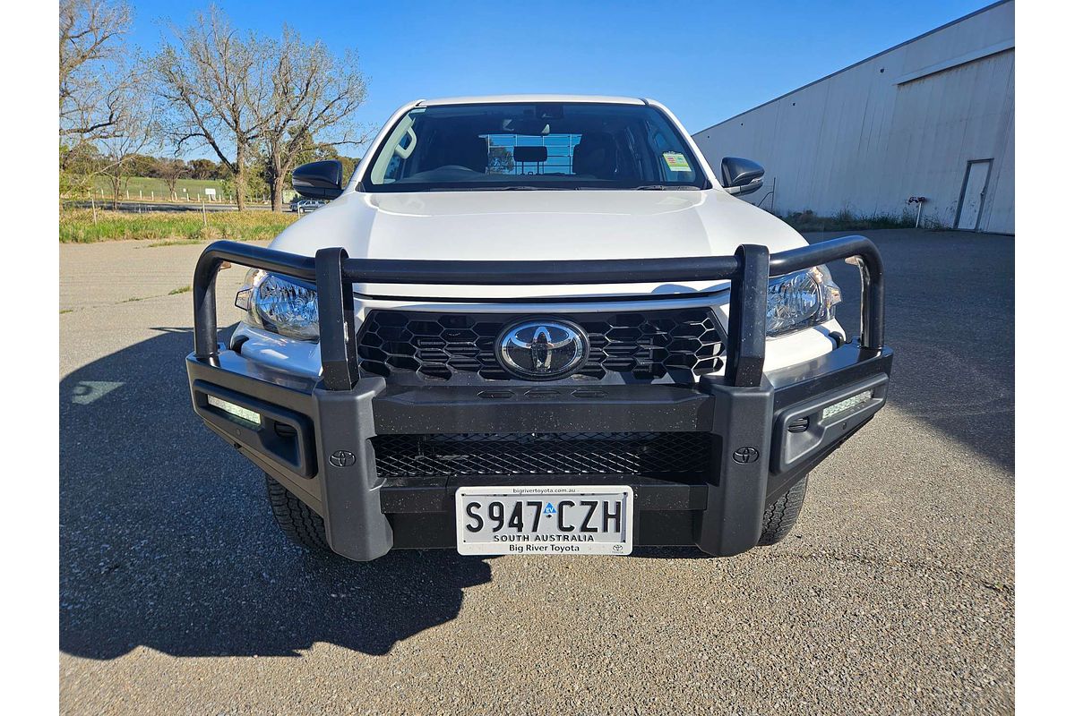 2024 Toyota Hilux SR GUN126R 4X4