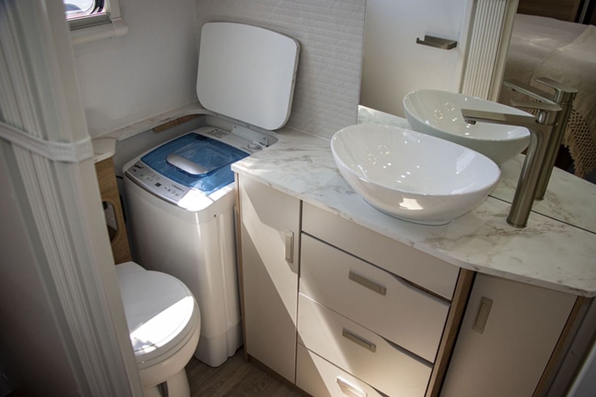2025 Jayco SIGNATURE MOTORHOME FA.25-1.SG-MY25