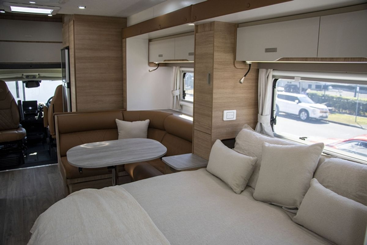 2025 Jayco SIGNATURE MOTORHOME FA.25-3.SG-MY25