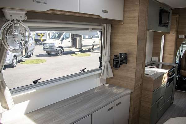 2025 Jayco SIGNATURE MOTORHOME FA.25-3.SG-MY25