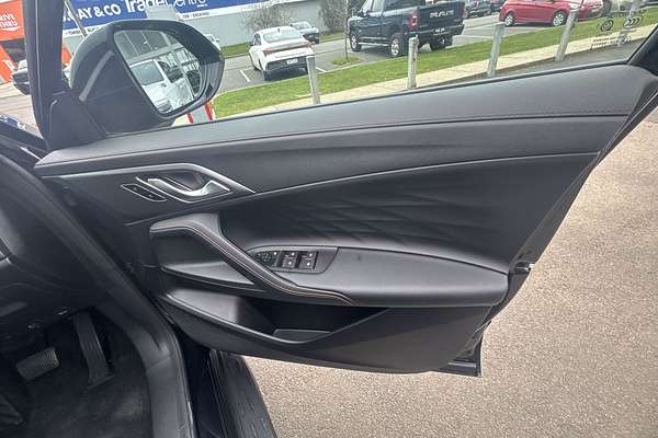 2025 MG HS Super Hybrid AS33H