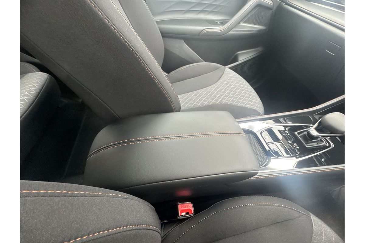 2025 MG HS Super Hybrid AS33H