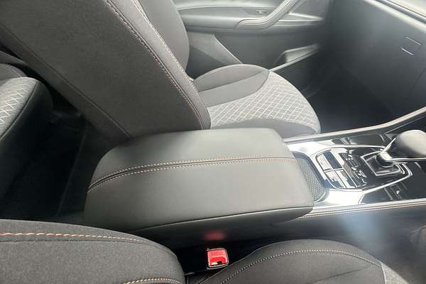 2025 MG HS Super Hybrid AS33H