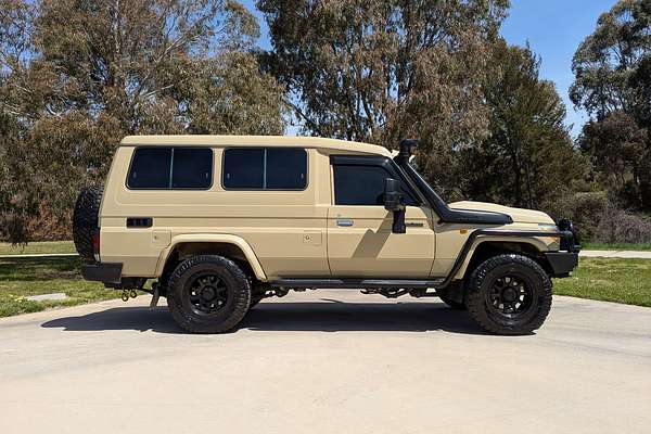 2022 Toyota Landcruiser GXL Troopcarrier VDJ78R