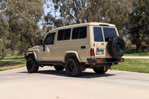 2022 Toyota Landcruiser GXL Troopcarrier VDJ78R