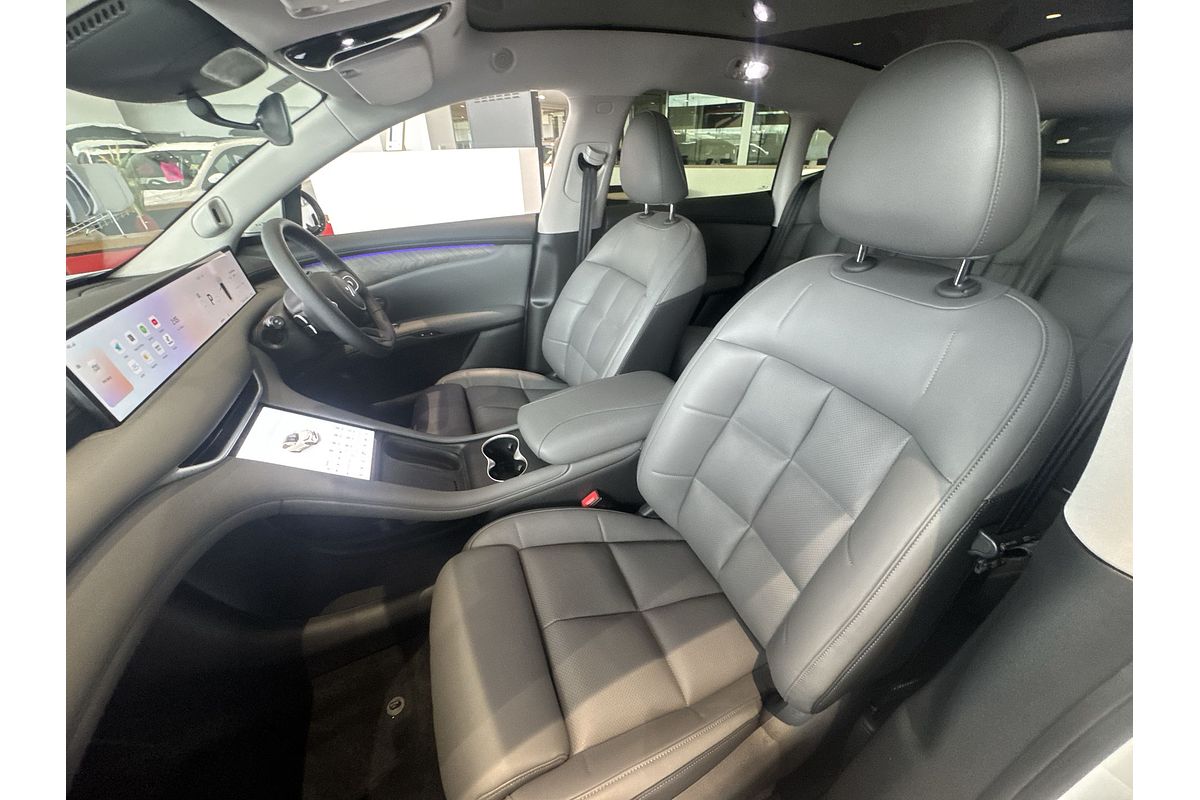 2025 MG IM6 Premium S12L