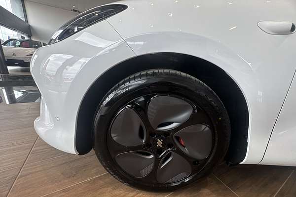 2025 MG IM6 Premium S12L