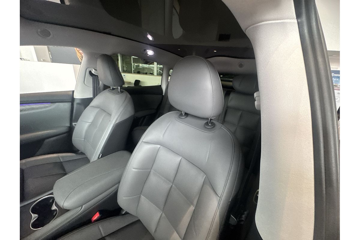 2025 MG IM6 Premium S12L