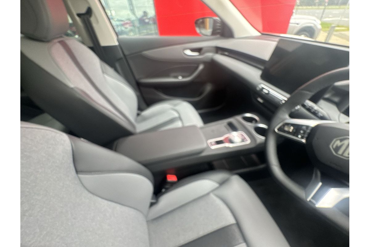 2025 MG MGS5 EV Essence 62 ZS3EM