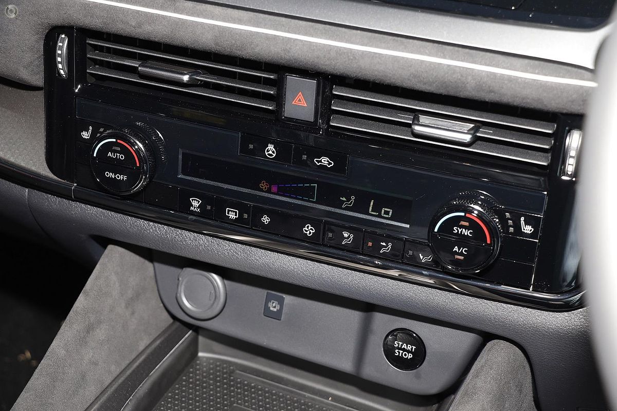 2025 Nissan QASHQAI N-DESIGN e-POWER J12