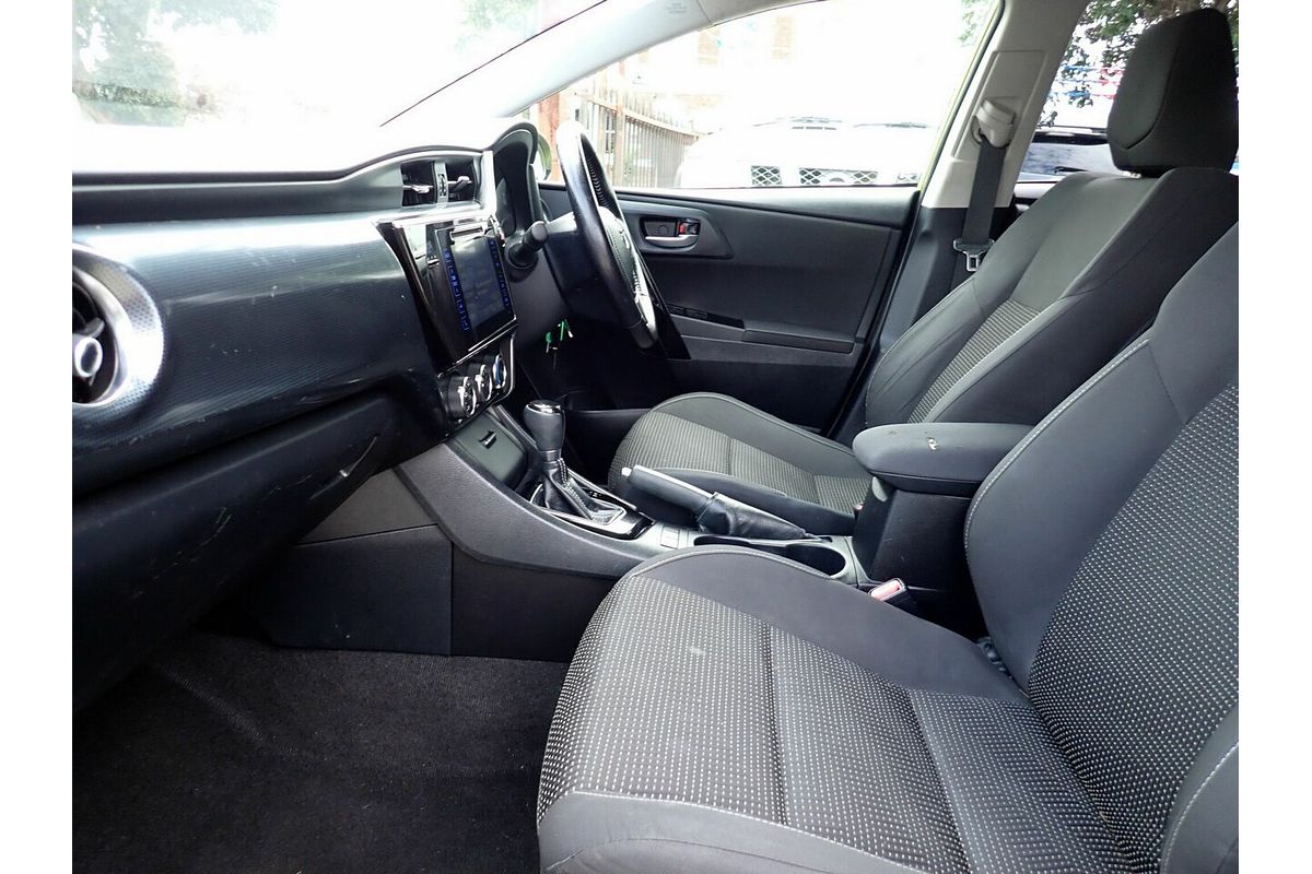 2016 Toyota Corolla Ascent Sport ZRE182R